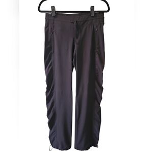 Athleta Women's Black Athletic Pants size 2